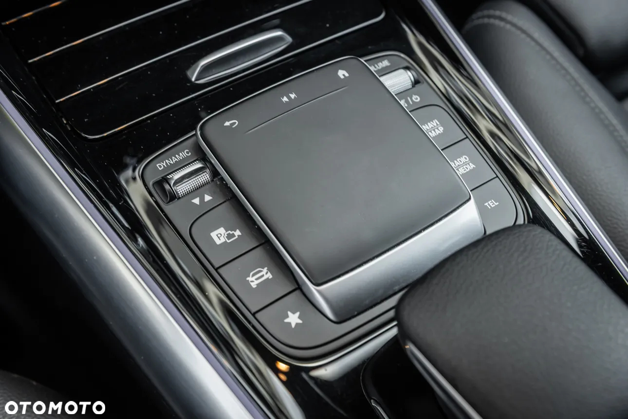 Mercedes-Benz EQA - 31