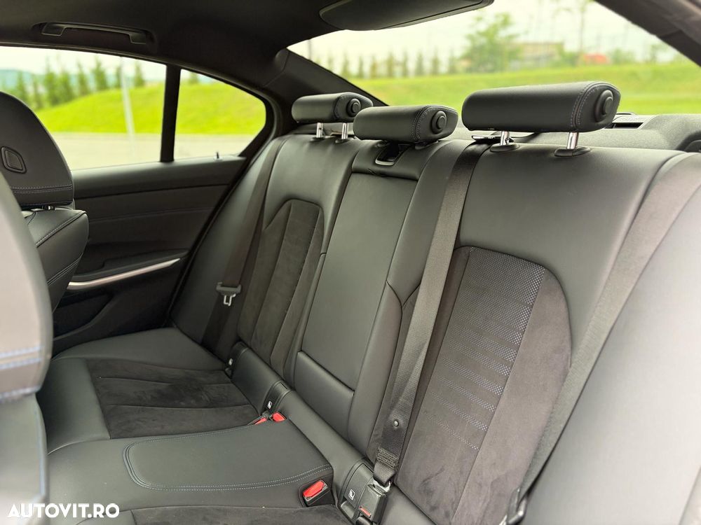 BMW Seria 3 320d Aut. Edition M Sport Shadow - 15