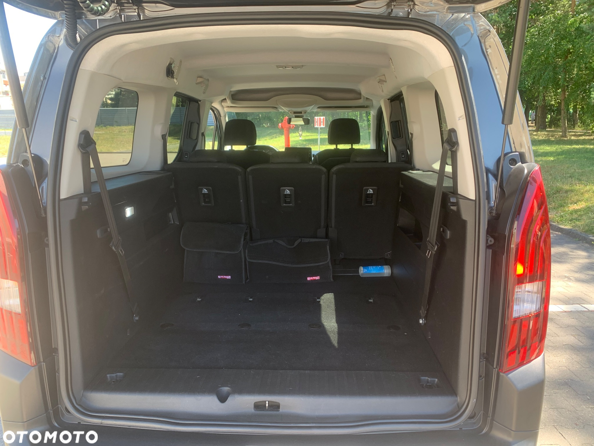 Peugeot Rifter N1 BlueHDI 130 L2 EAT8 Allure - 10