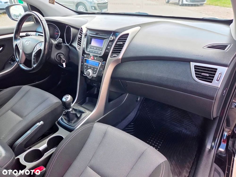 Hyundai i30 1.6 GDI Comfort - 31