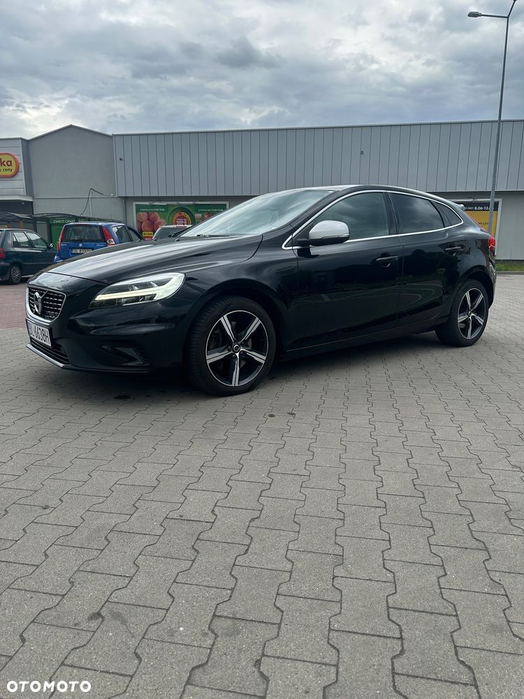 Volvo V40 T3 Drive-E R-Design Momentum - 8