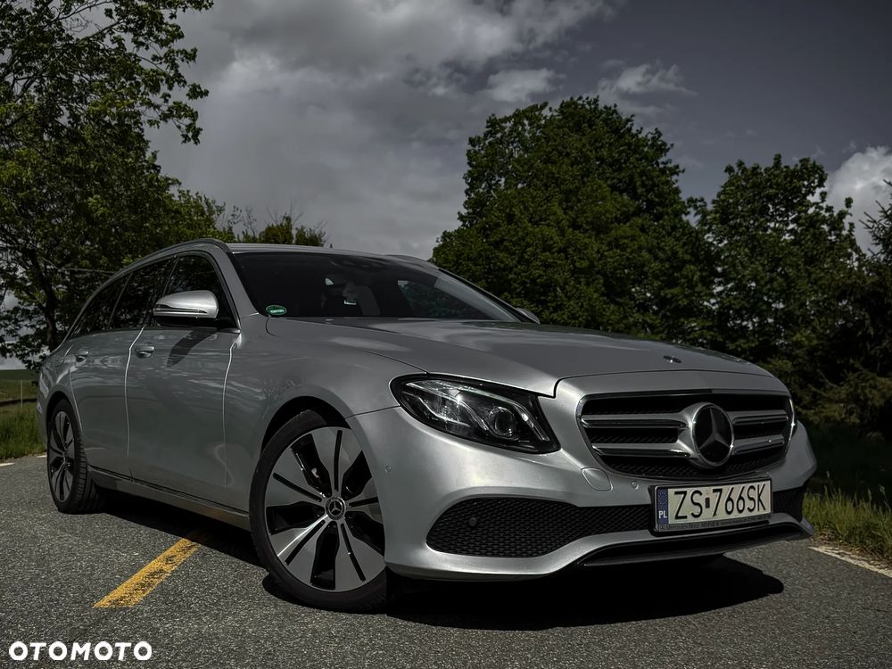 Mercedes-Benz Klasa E 220 d 9G-TRONIC - 1