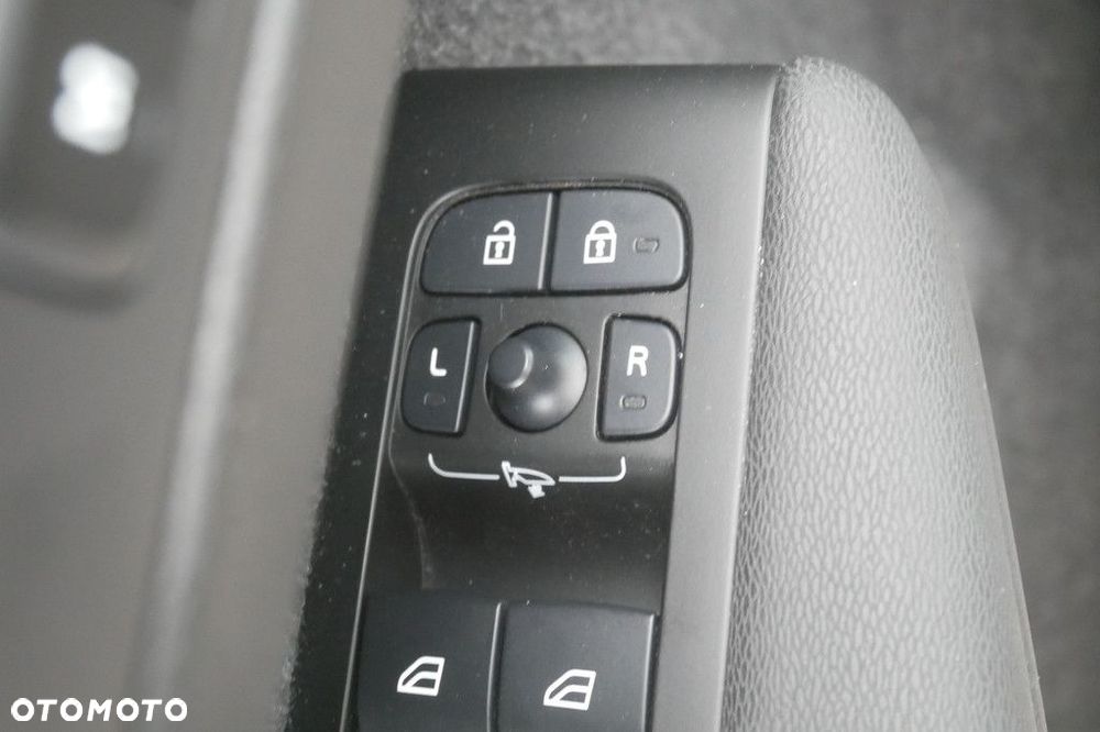 Volvo XC 40 - 29