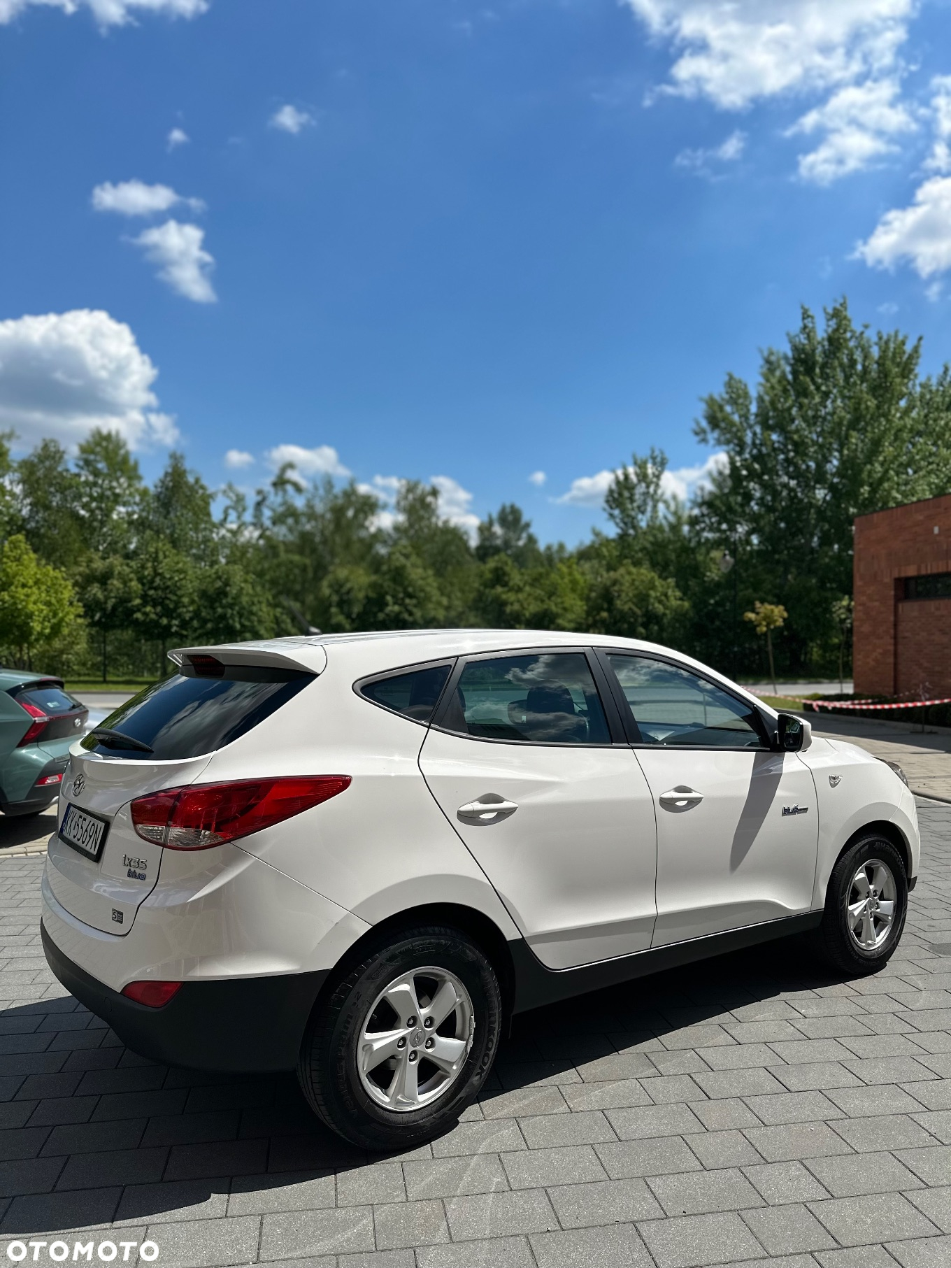 Hyundai ix35 1.6 2WD blue Trend - 12