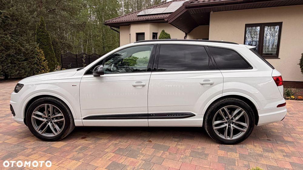 Audi Q7 - 6