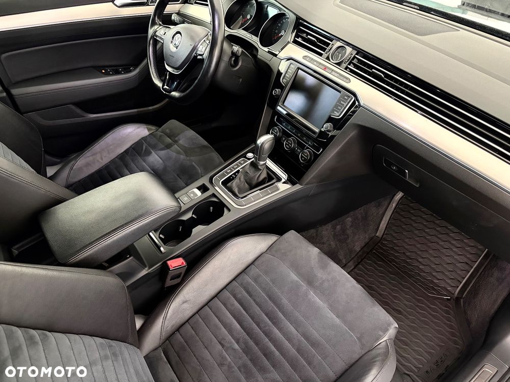Volkswagen Passat 2.0 TDI BMT Highline DSG - 12