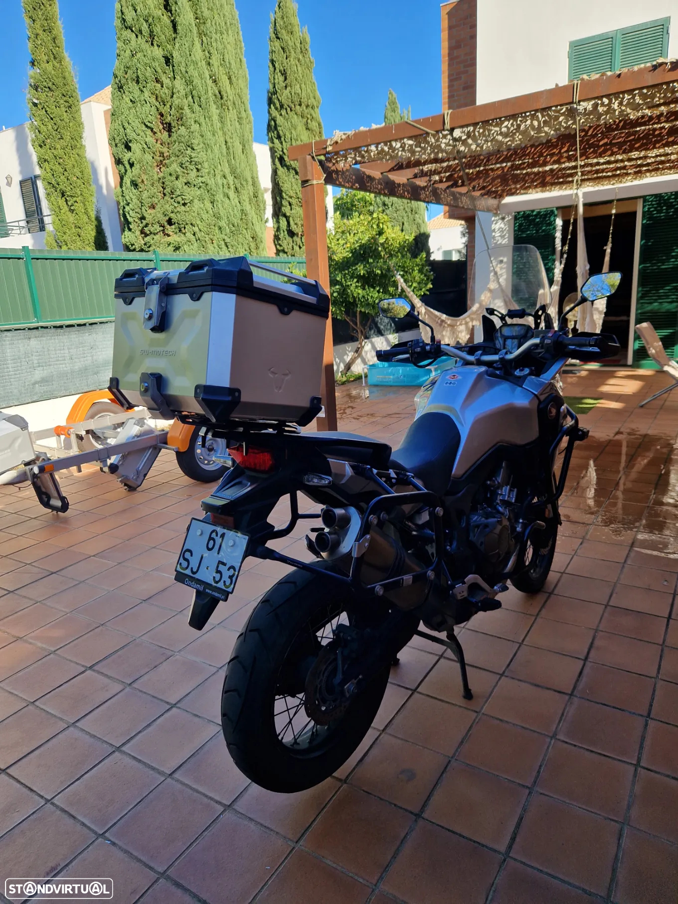 Honda Africa Twin SD04 - 27