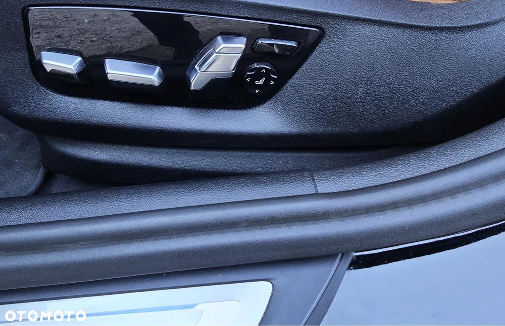 BMW Seria 5 530e Luxury Line sport - 19