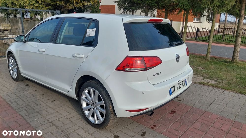 Volkswagen Golf 1.2 TSI BlueMotion Technology Comfortline - 2