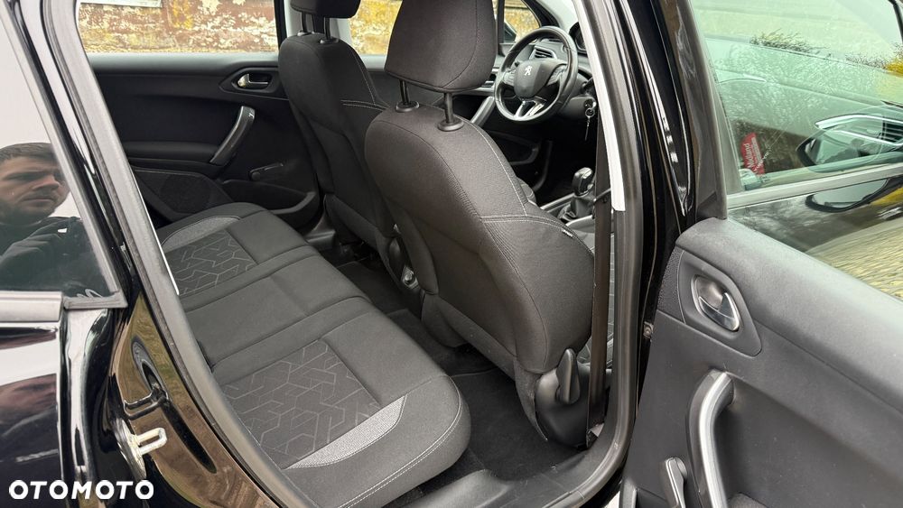 Peugeot 2008 1.2 Pure Tech Active S&S - 13