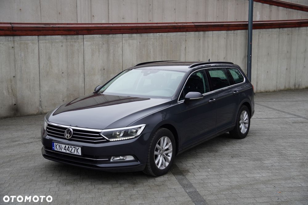 Volkswagen Passat - 8