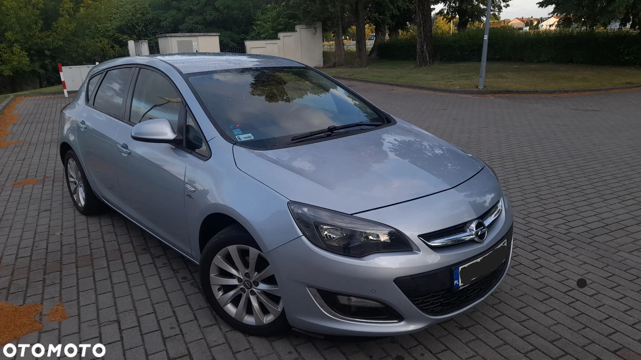 Opel Astra IV 1.4 T Active - 2