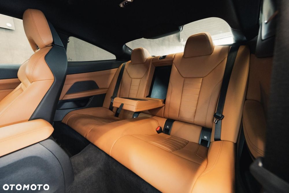 BMW Seria 4 M440i xDrive mHEV sport - 16