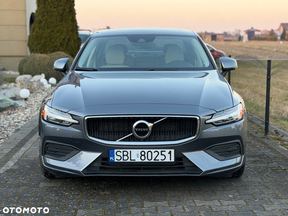 Volvo S60 T5 Momentum Pro - 3