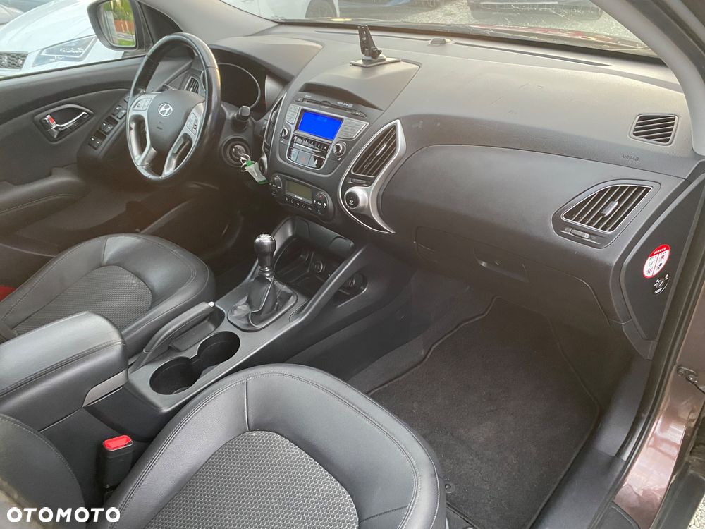 Hyundai ix35 2.0 Premium 2WD - 27