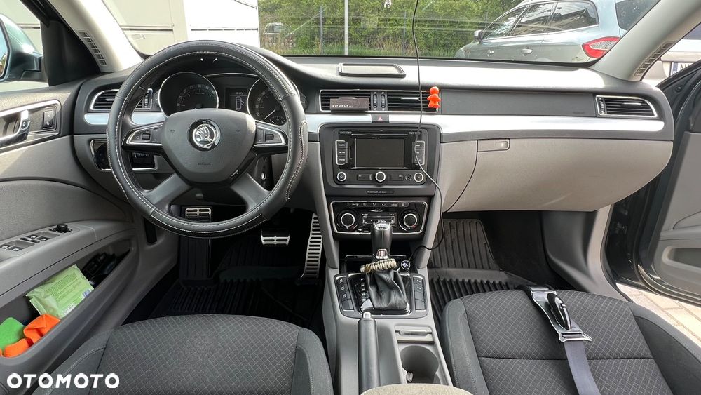 Skoda Superb 1.6 TDI Active DSG - 26
