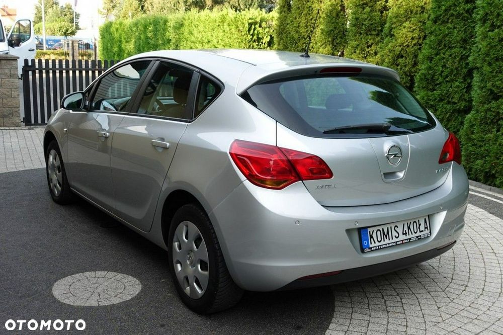 Opel Astra - 5