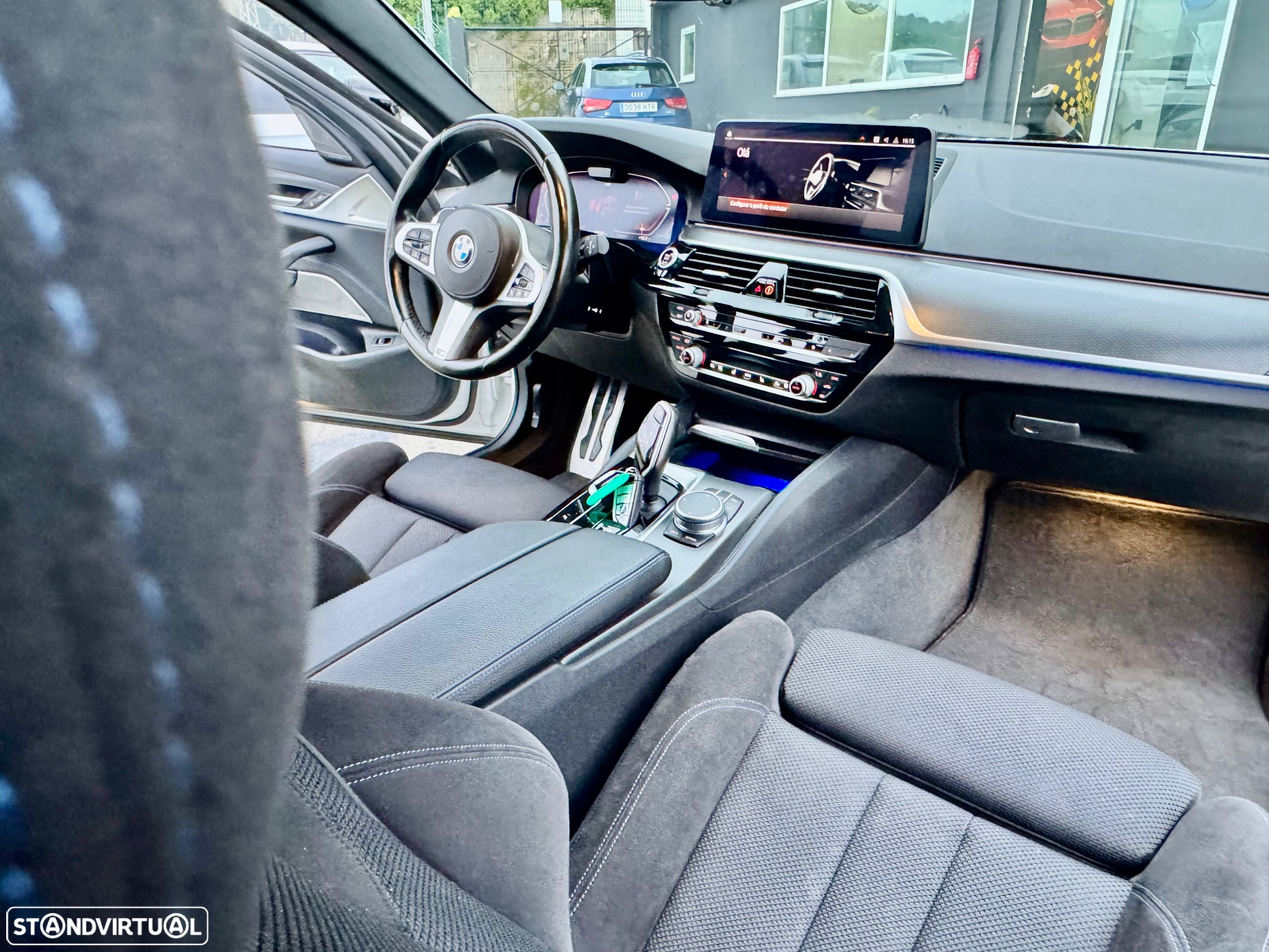 BMW 520 d xDrive Pack M Auto - 12
