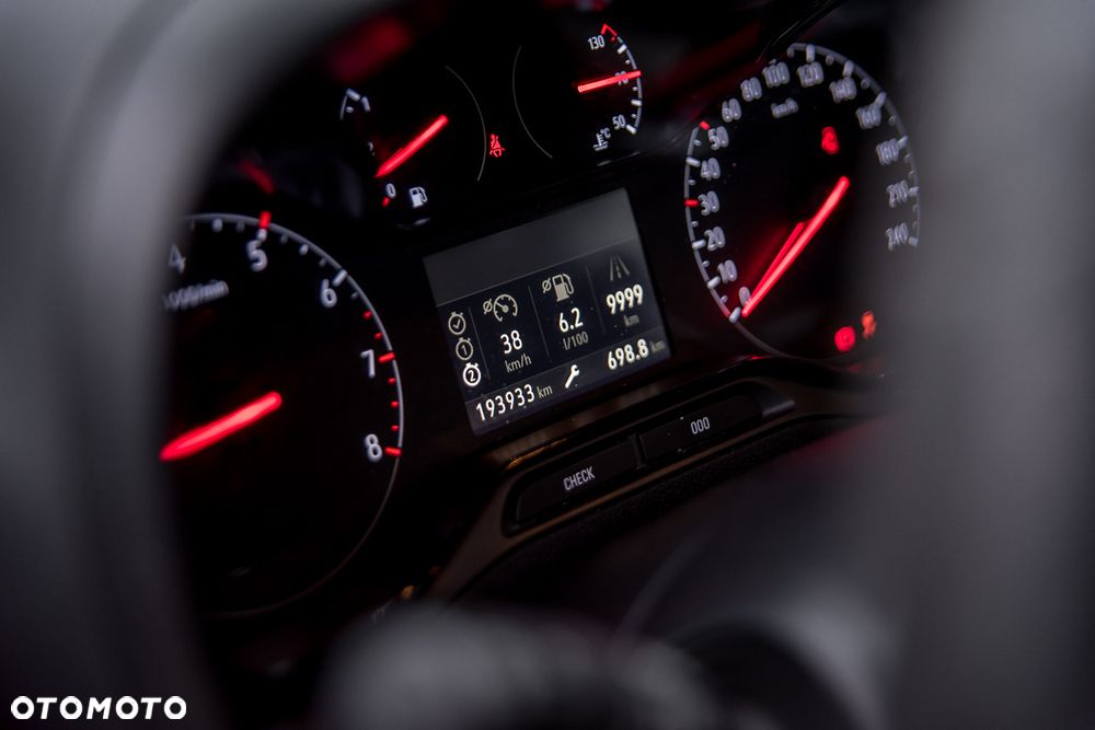 Opel Combo XL 1.5 D Start/Stop Innovation - 19