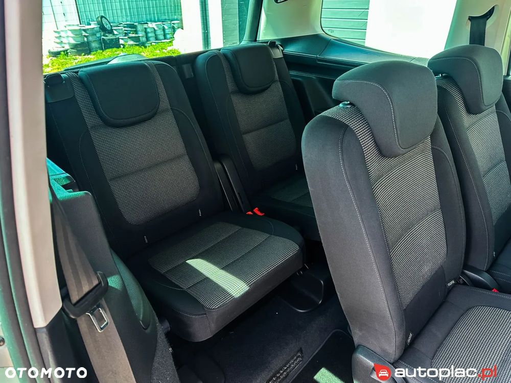 Volkswagen Sharan - 16