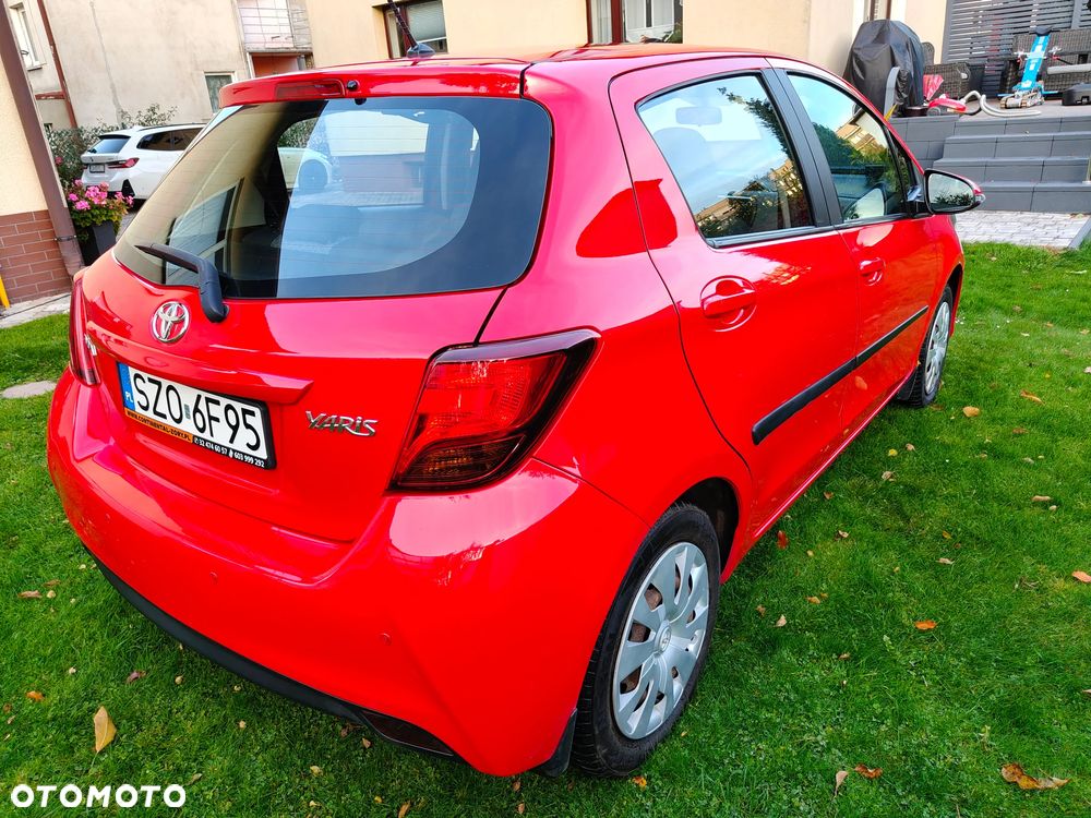 Toyota Yaris 1.33 Premium - 6