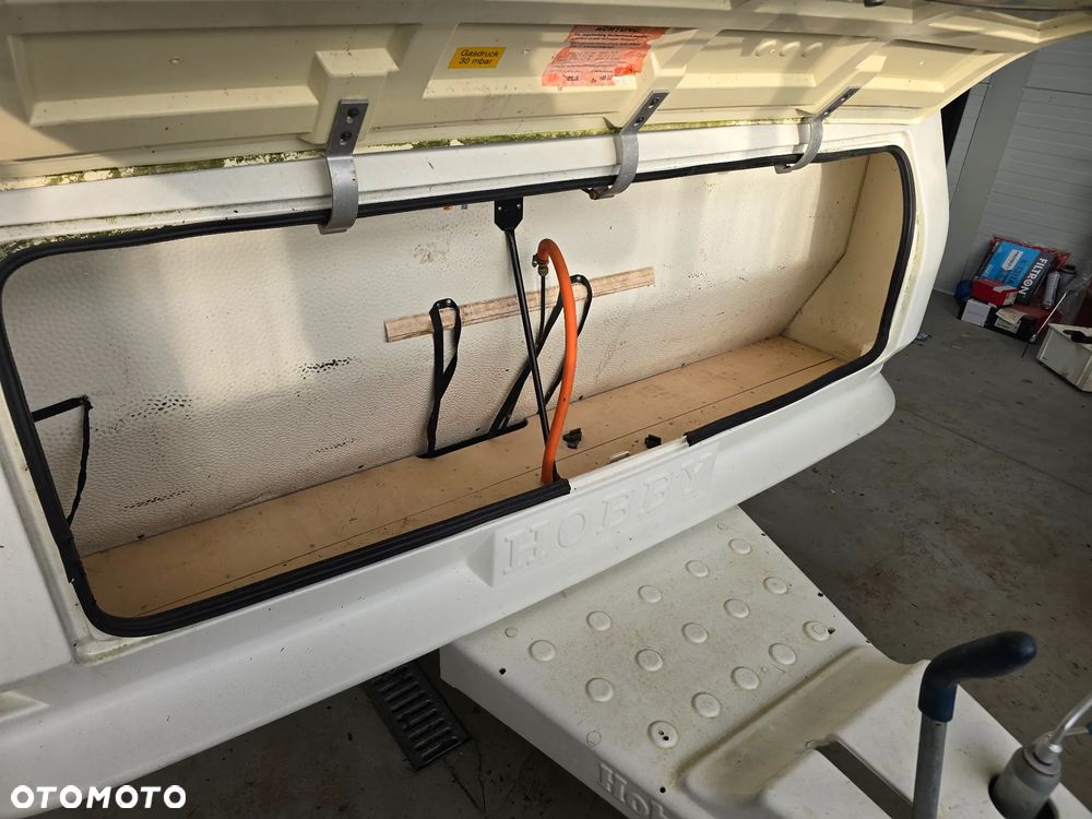 Hobby 495 UFE namiot prysznic WC przyczepa kempingowa DOSTAWA - 30