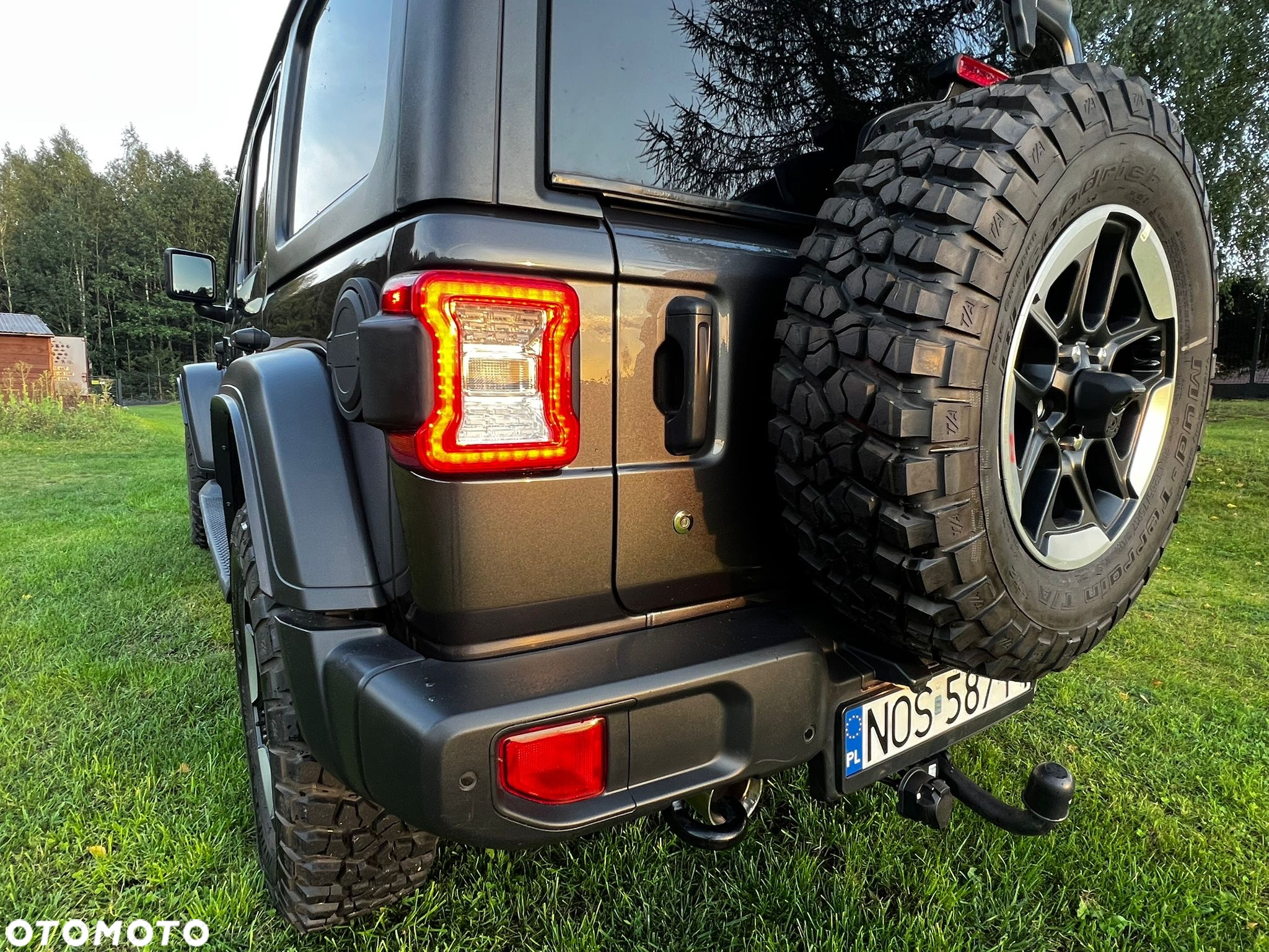 Jeep Wrangler - 8