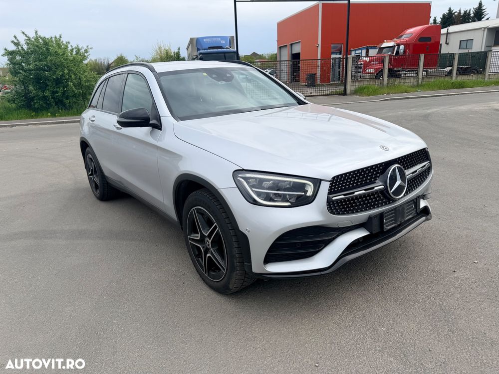Mercedes-Benz GLC 220 d 4MATIC - 9