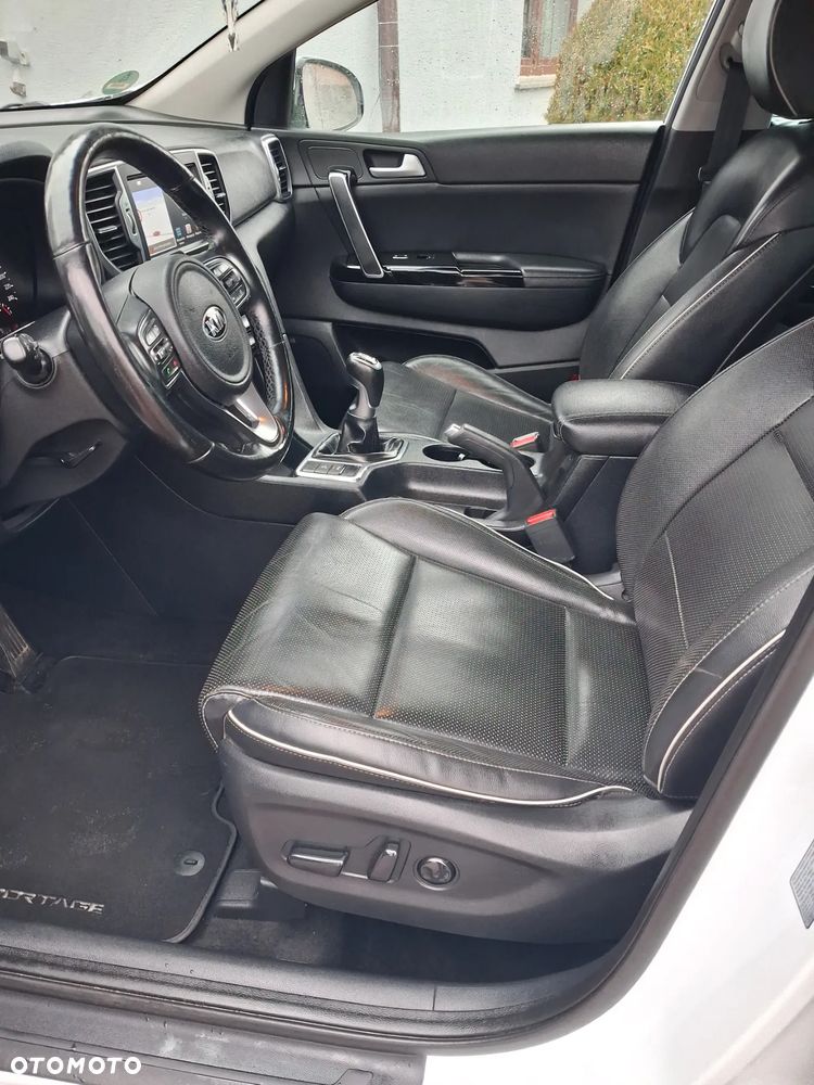 Kia Sportage - 11