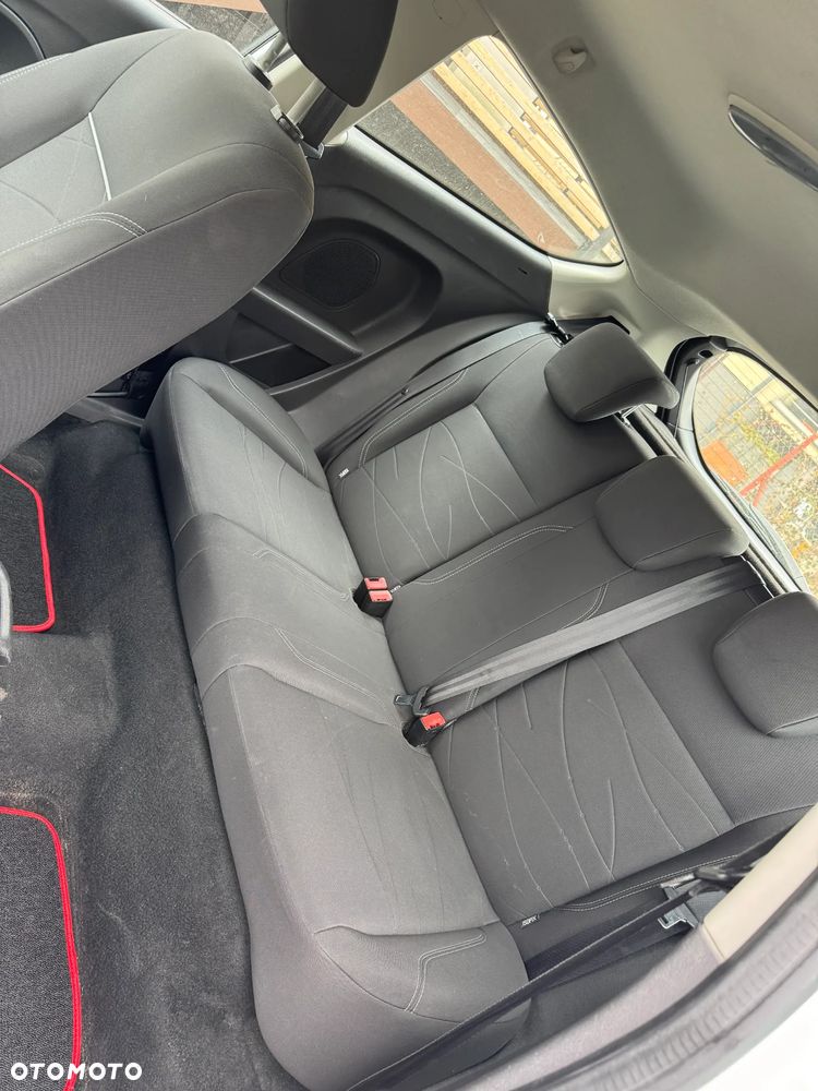 Ford Fiesta 1.5 TDCi Trend - 10