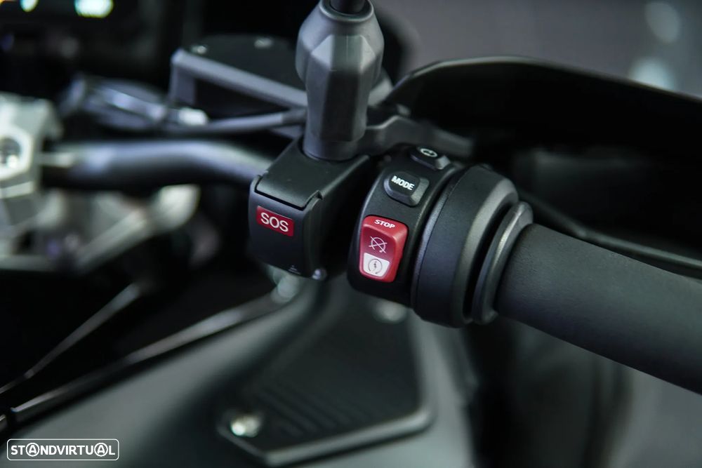 BMW R 1300 GS Adventure TRIPLE BLACK / REBAIXADA - 19