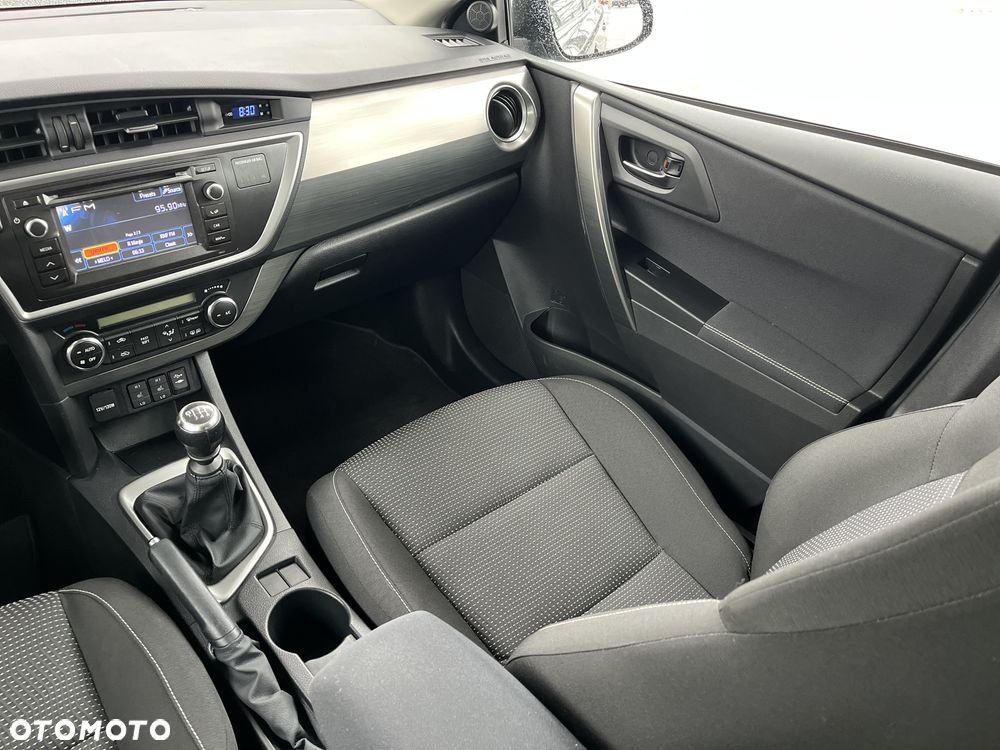 Toyota Auris 1.6 Valvematic Comfort - 27