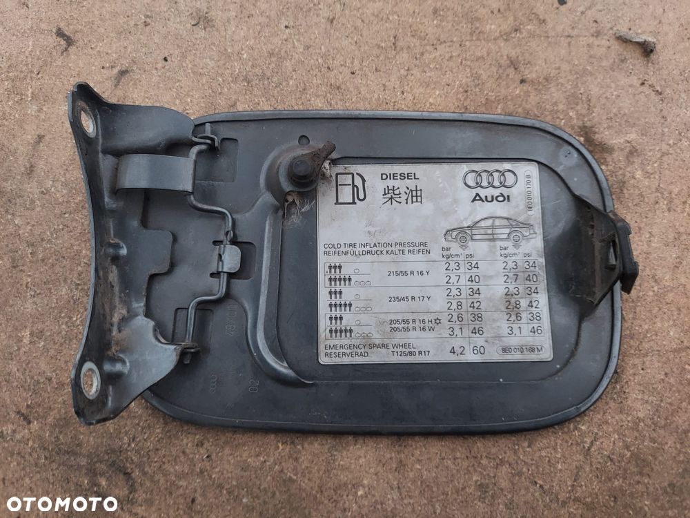 Klapka Wlewu Paliwa Audi A4 B6 - 2