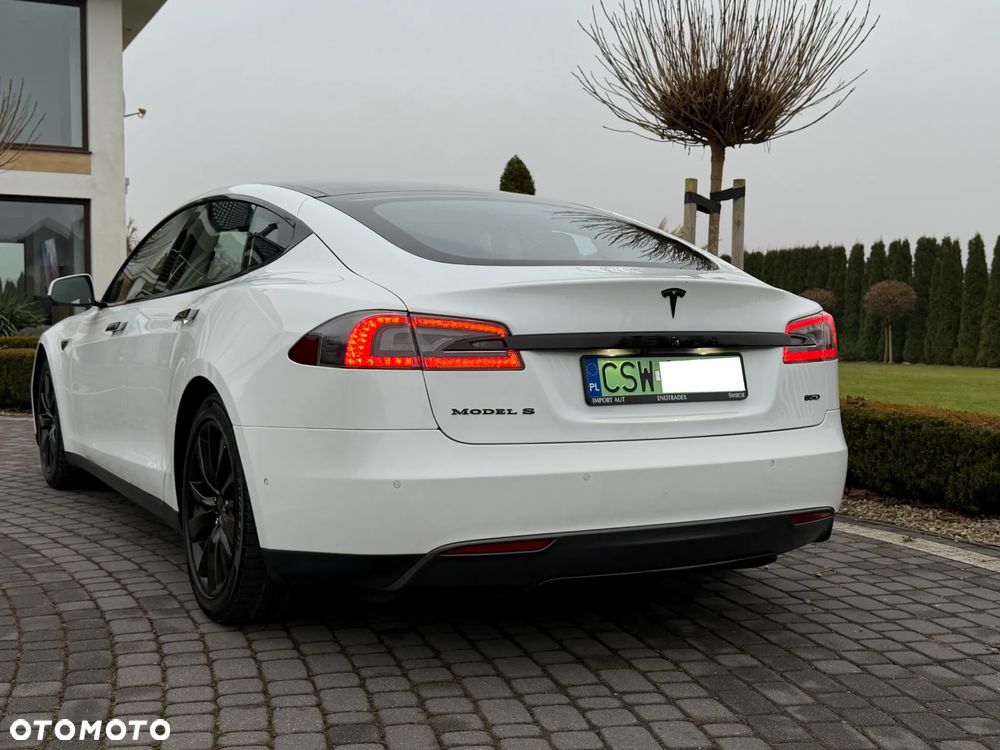 Tesla Model S 85D Allradantrieb - 3