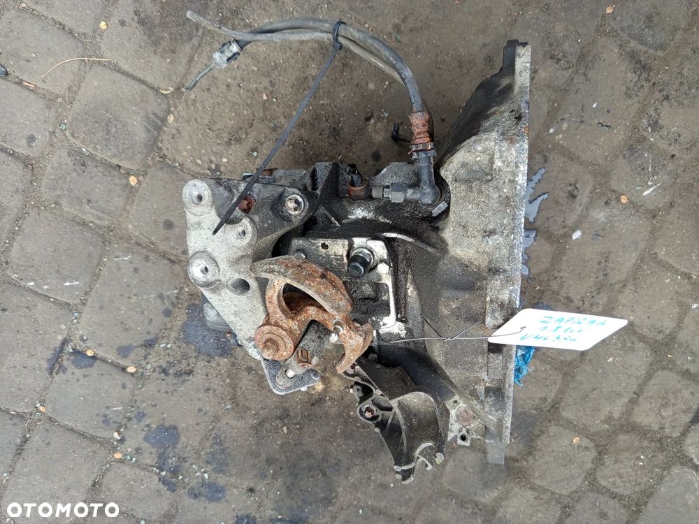 SKRZYNIA V4C394 ZAFIRA B 1.8 16V - 2