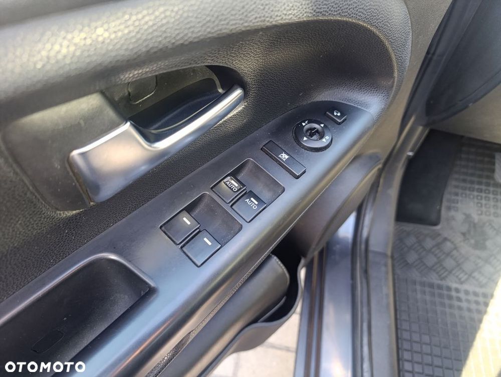 Kia Venga 1.4 Business Line - 4