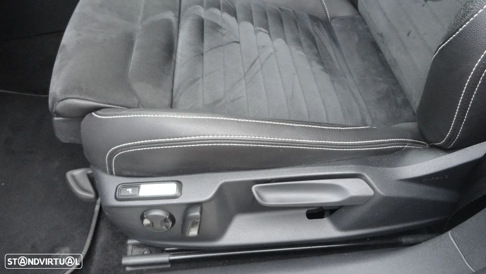 VW Passat Variant - 22