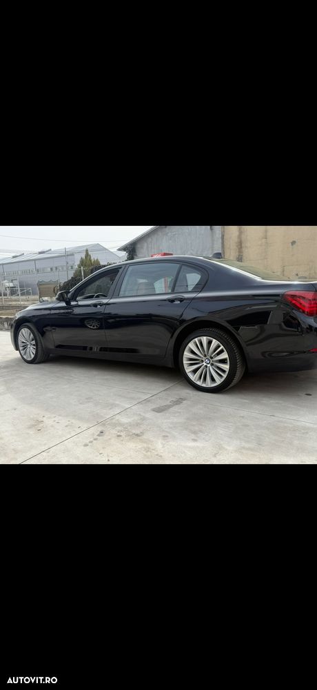 BMW Seria 7 740Li - 4