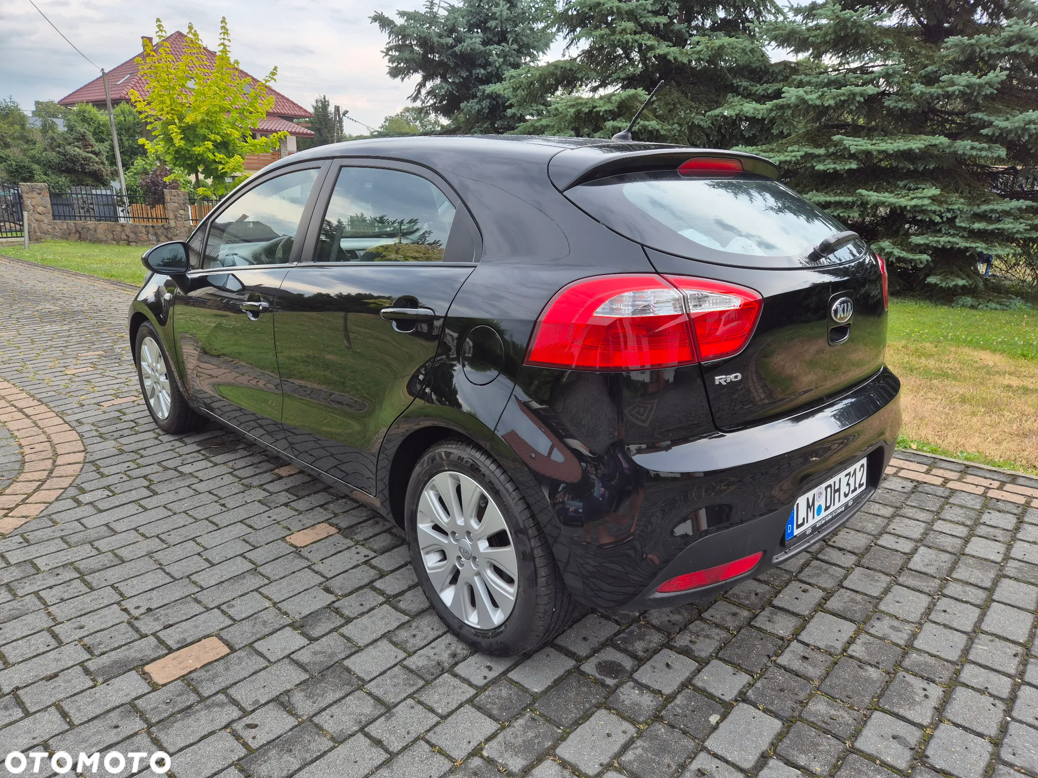 Kia Rio 1.2 Attract - 5