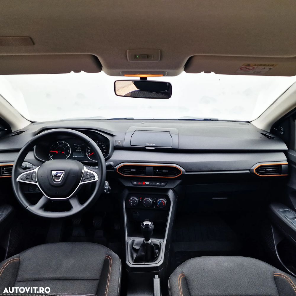 Dacia Sandero - 3
