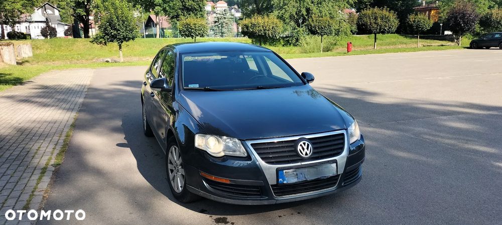Volkswagen Passat 1.9 TDI Trendline - 2
