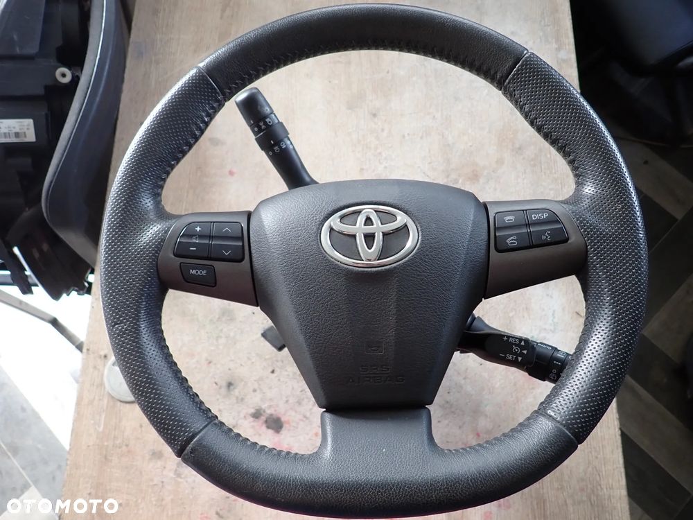 TOYOTA RAV4 III LIFT 09-12 KIEROWNICA MULTIFUNKCYJNA Z TEMPOMATEM - 2
