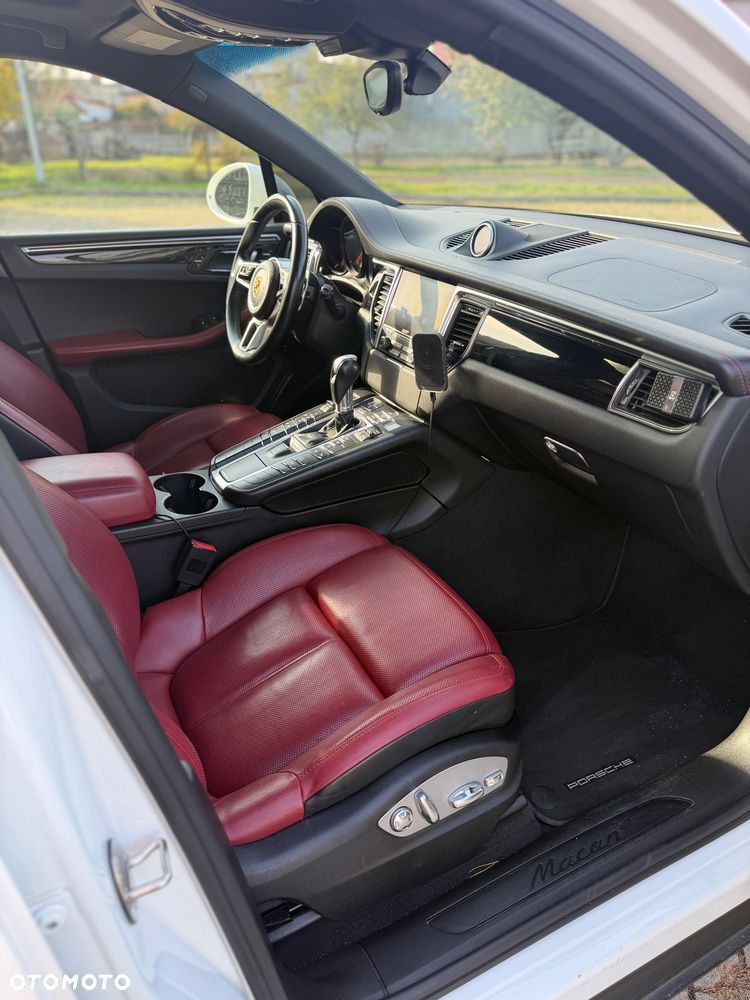 Porsche Macan - 11