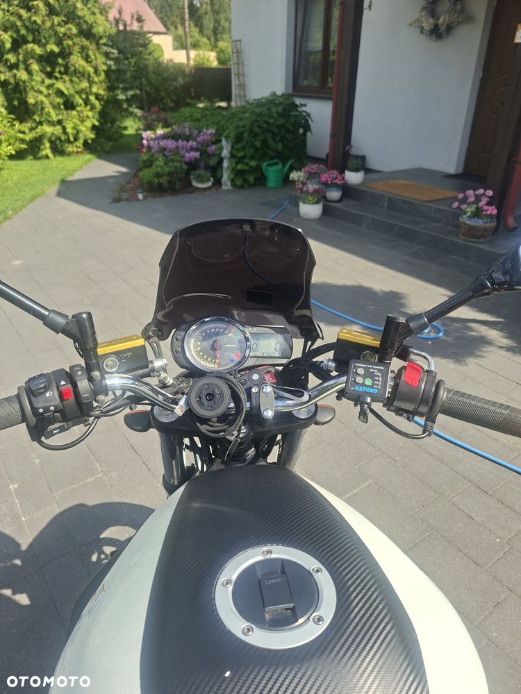 Suzuki Bandit - 11