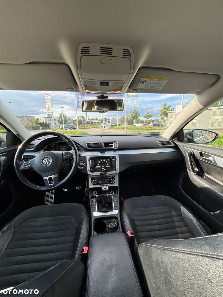 Volkswagen Passat 1.6 TDI BlueMotion - 14