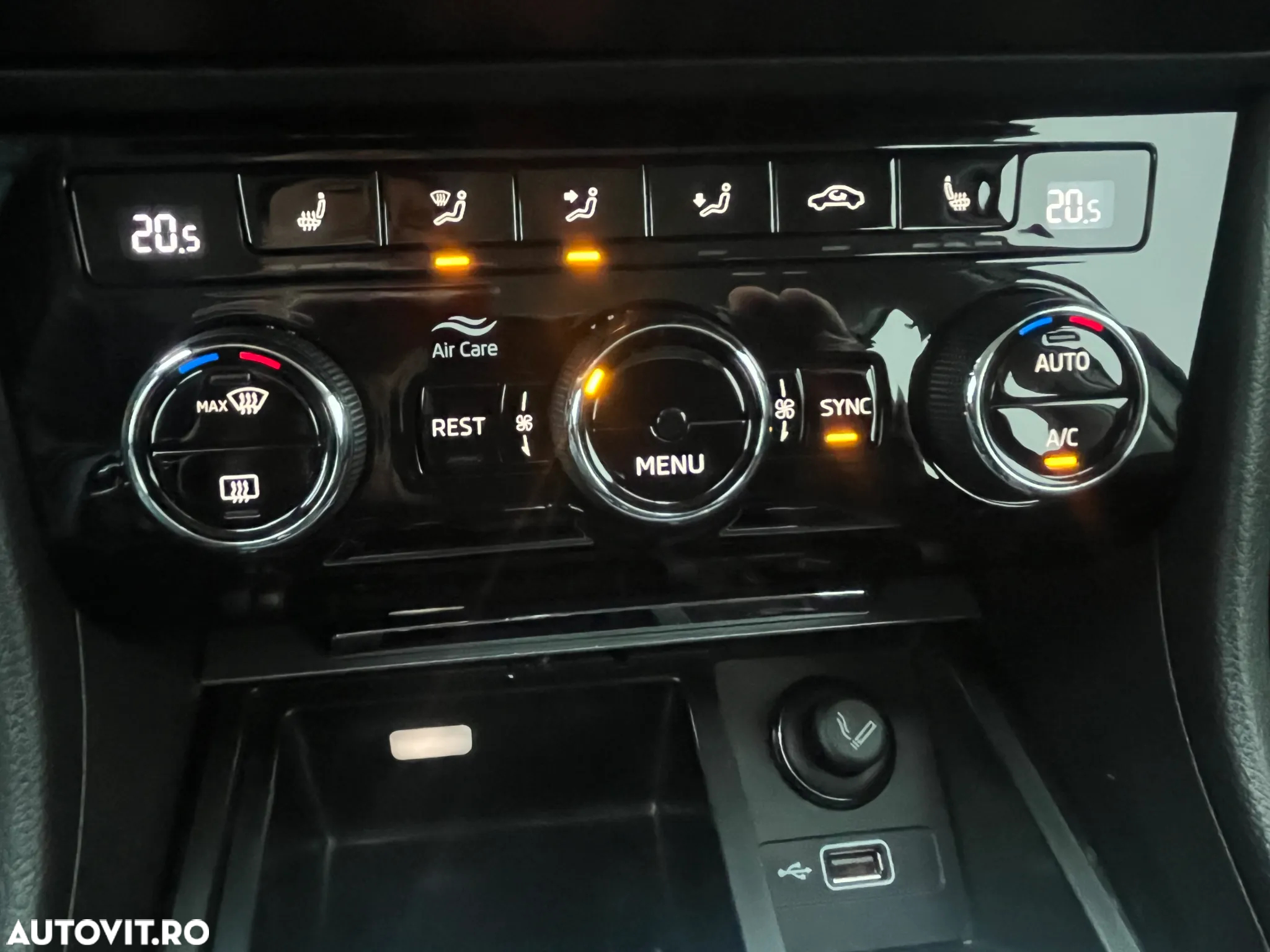 Skoda Superb 2.0 TDI DSG Ambition - 12