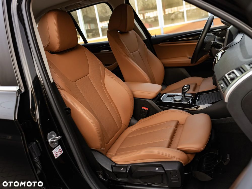 BMW X3 sDrive18d Advantage - 25