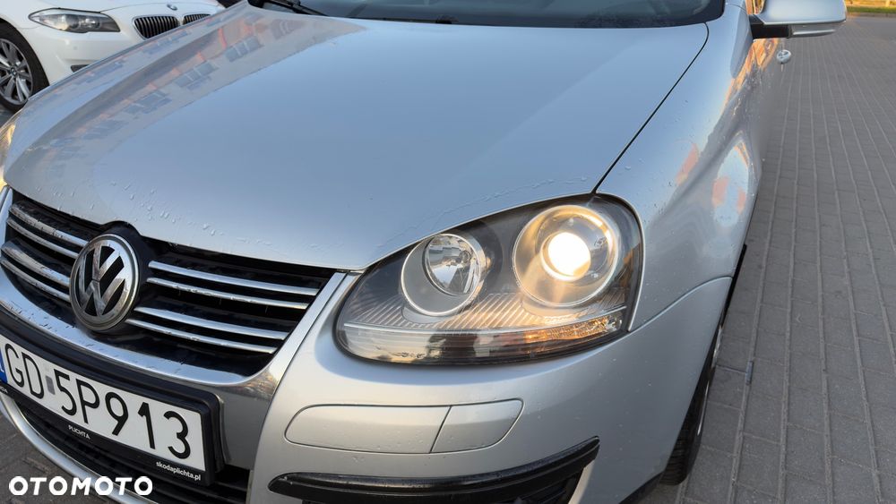 Volkswagen Golf 1.9 TDI Comfortline - 8