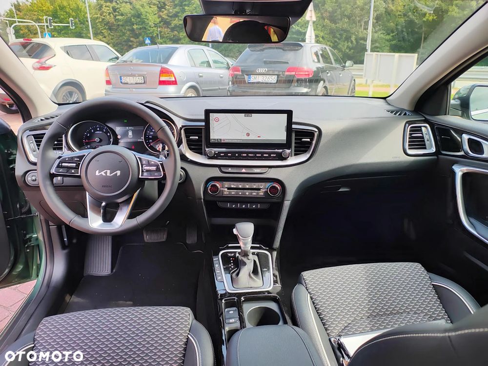 Kia Ceed 1.5 T-GDI Tribute DCT - 10