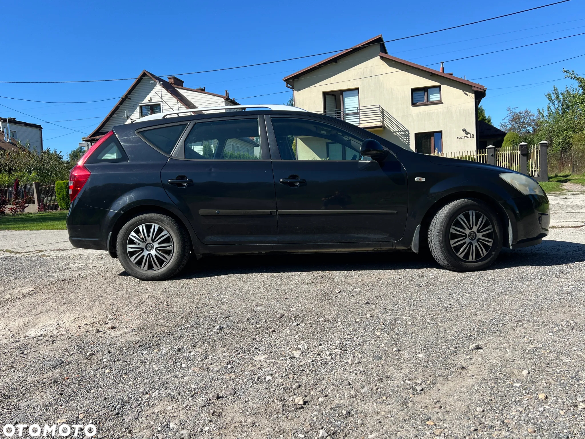 Kia Ceed - 11